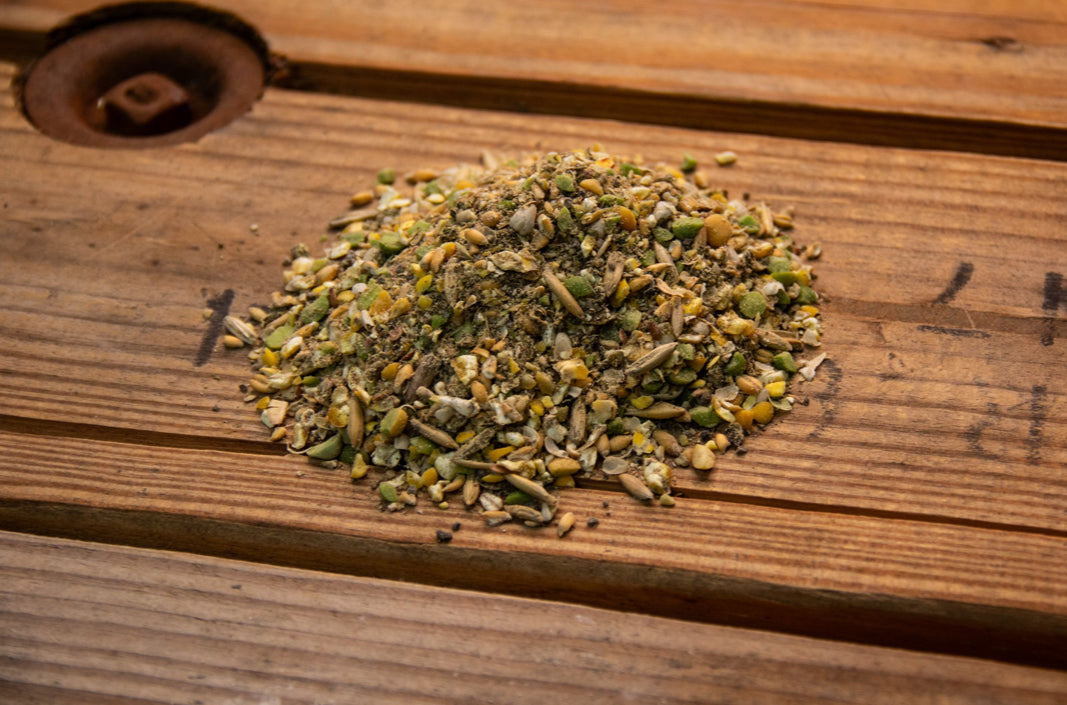 Organic Classic Grind Layer Feed, 50lbs image 1